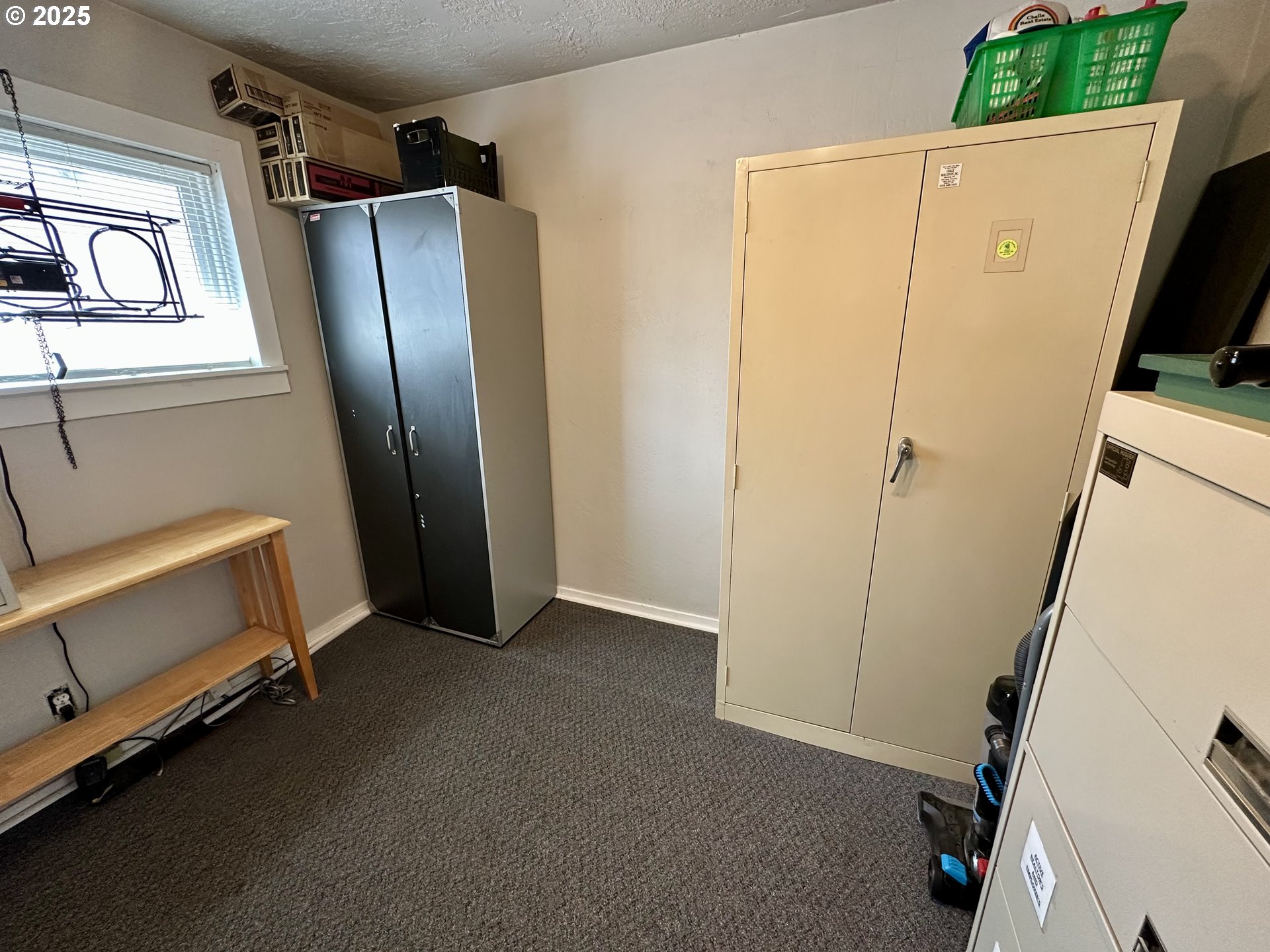 83 Swain Lane Eugene, OR 97404 - Photo 15 of 23 a view of room with window and refrigerator