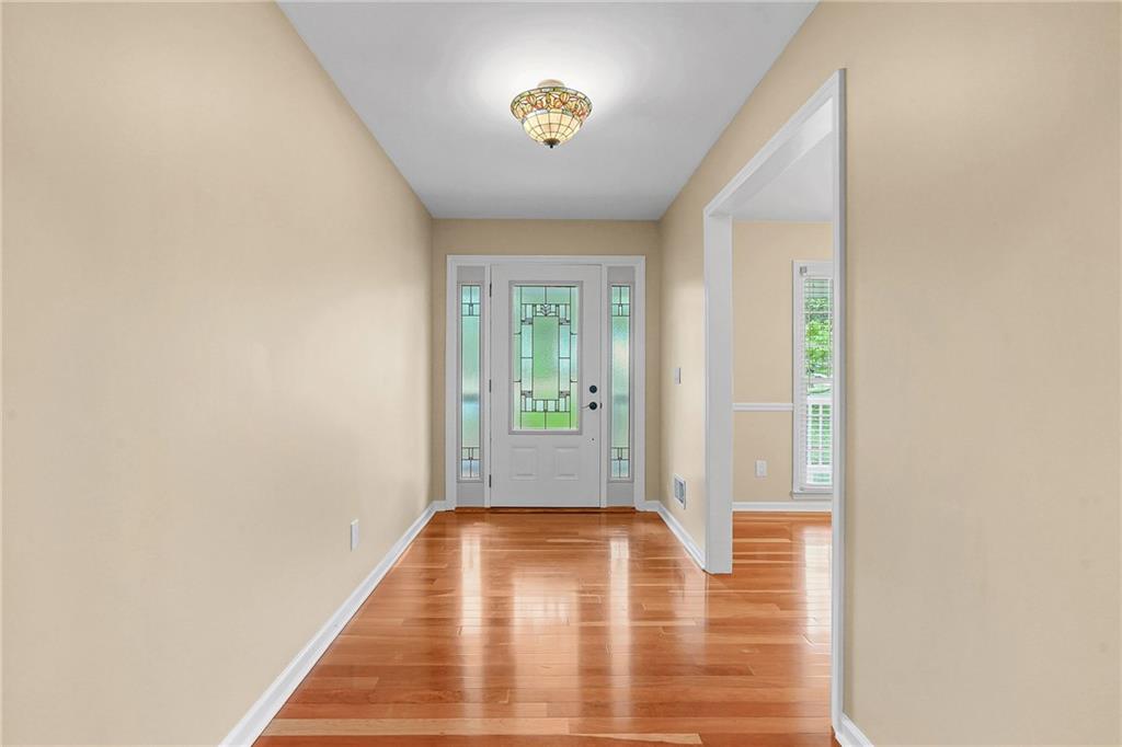266 Lantern Ridge Court Alpharetta, GA 30009 - Photo 11 of 70