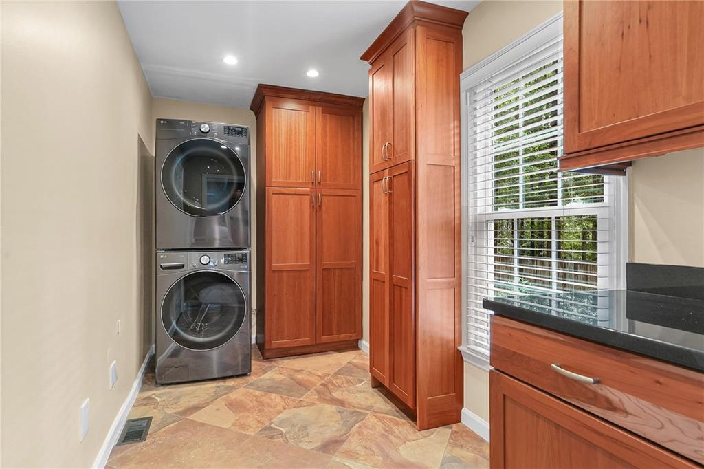 266 Lantern Ridge Court Alpharetta, GA 30009 - Photo 27 of 70