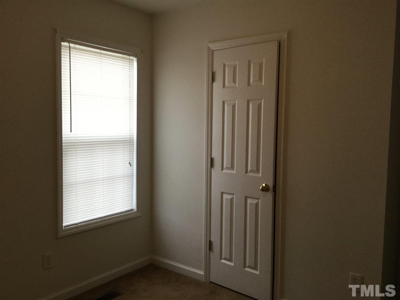 198 Old Roberts Road Benson, NC 27504 - Photo 11 of 17 Gallery Image 11