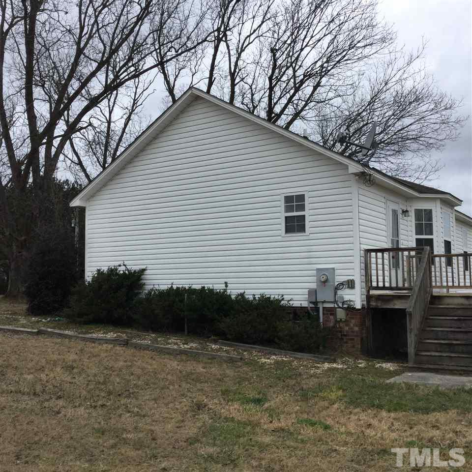 198 Old Roberts Road Benson, NC 27504 - Photo 15 of 17 Gallery Image 15