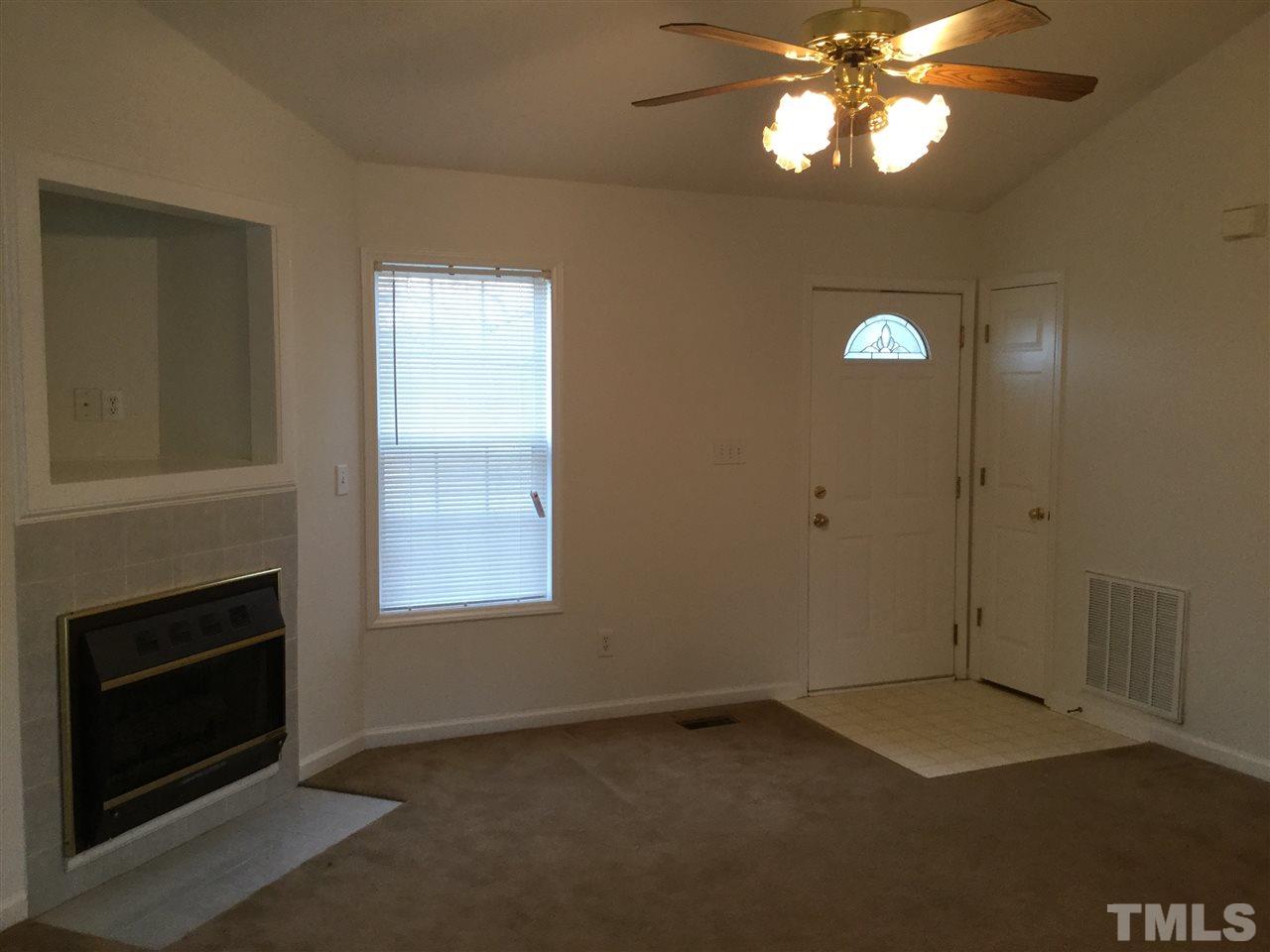 198 Old Roberts Road Benson, NC 27504 - Photo 3 of 17 Gallery Image 3