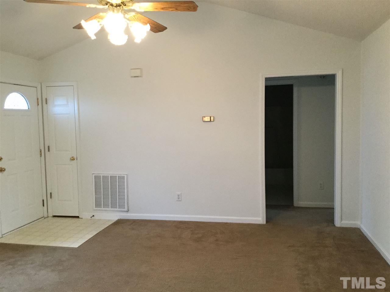 198 Old Roberts Road Benson, NC 27504 - Photo 6 of 17 Gallery Image 6