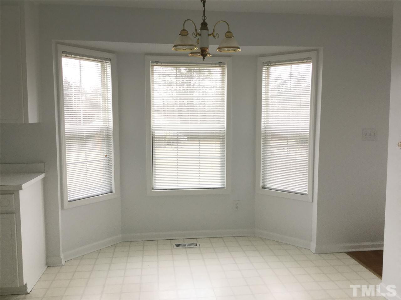 198 Old Roberts Road Benson, NC 27504 - Photo 10 of 17 Gallery Image 10