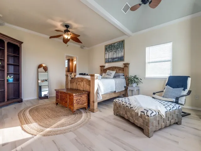 $950,000 | 126 East Shore Drive, Clear Lake Shores, TX 77565