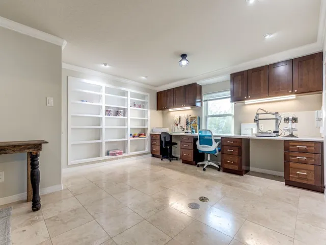 $950,000 | 126 East Shore Drive, Clear Lake Shores, TX 77565