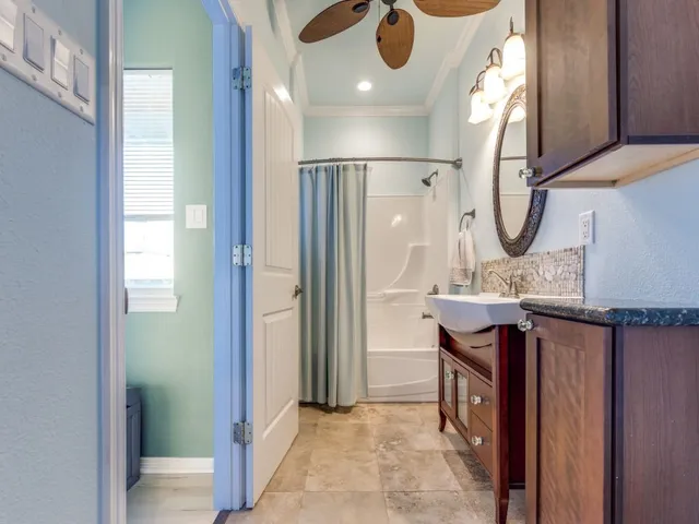 $950,000 | 126 East Shore Drive, Clear Lake Shores, TX 77565