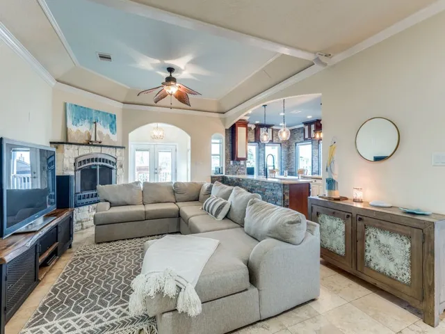 $950,000 | 126 East Shore Drive, Clear Lake Shores, TX 77565