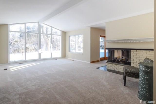 1644 Bracken Road Bloomfield Hills, MI 48302 - Photo 2 of 11 Living Room w/Vaulted Ceiling