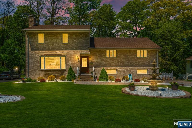 262 Timber Drive Berkeley Heights, NJ 07922 - Photo 1 of 45