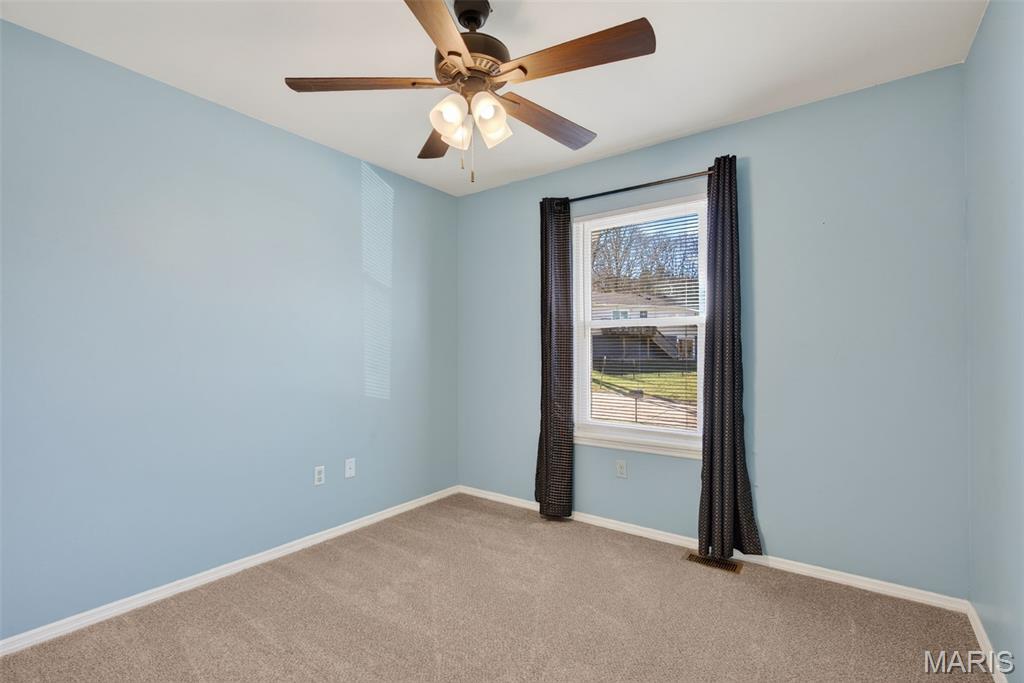 50 Sparrow Point Circle Fenton, MO 63026 - Photo 25 of 47