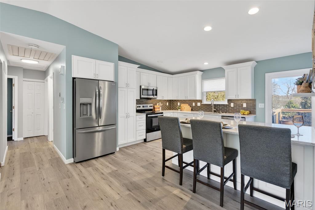 50 Sparrow Point Circle Fenton, MO 63026 - Photo 9 of 47