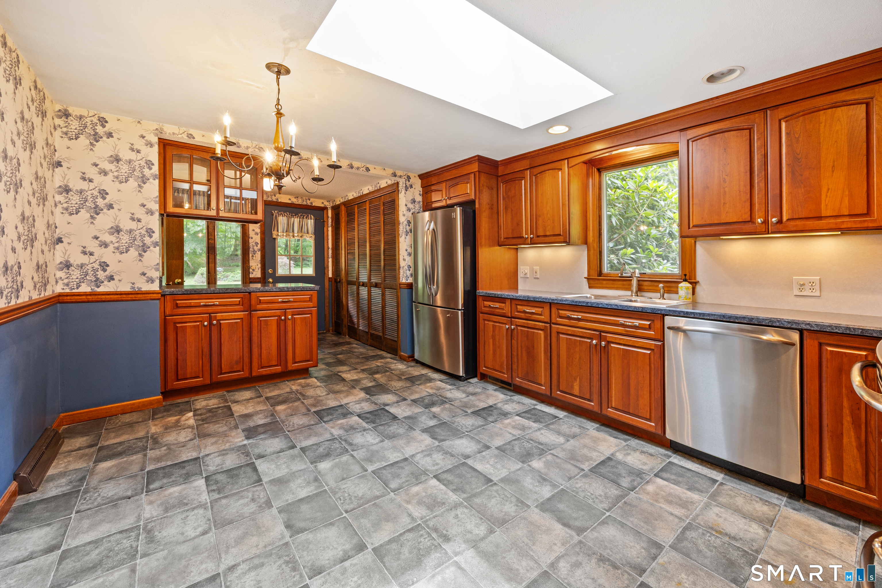 65 Munson Road Wolcott, CT 06716 - Photo 10 of 28 Kitchen Photo 2