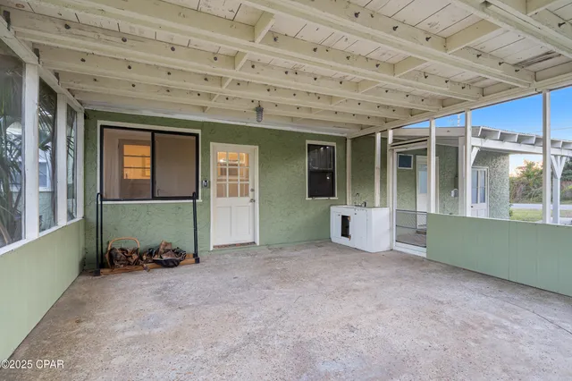 $285,000 | 1018 New York Avenue, Lynn Haven, FL 32444