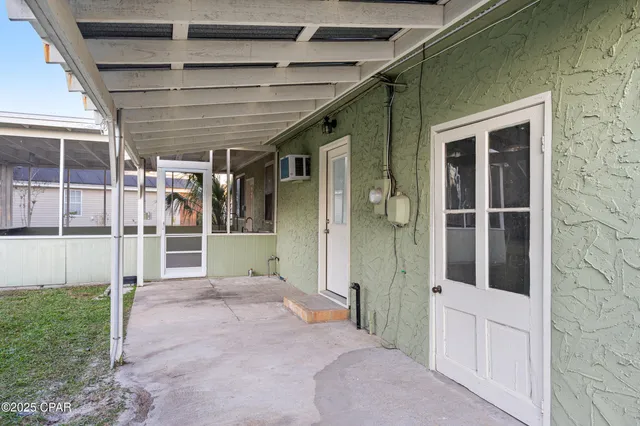 $285,000 | 1018 New York Avenue, Lynn Haven, FL 32444