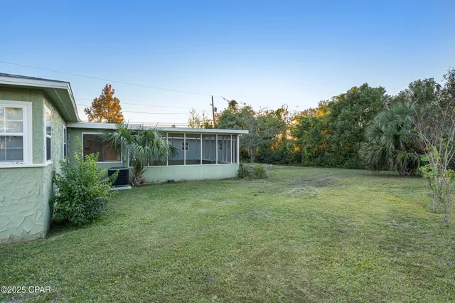 $285,000 | 1018 New York Avenue, Lynn Haven, FL 32444