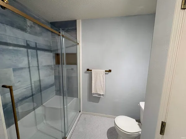 $399,900 | 3901 South Bushmill Drive, Bloomington, IN 47403