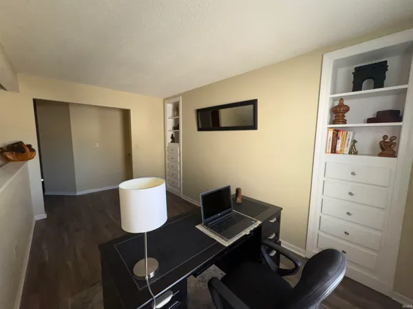 $399,900 | 3901 South Bushmill Drive, Bloomington, IN 47403