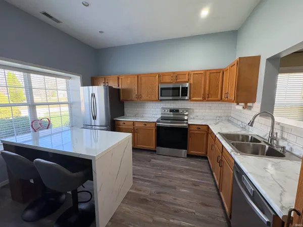 $399,900 | 3901 South Bushmill Drive, Bloomington, IN 47403