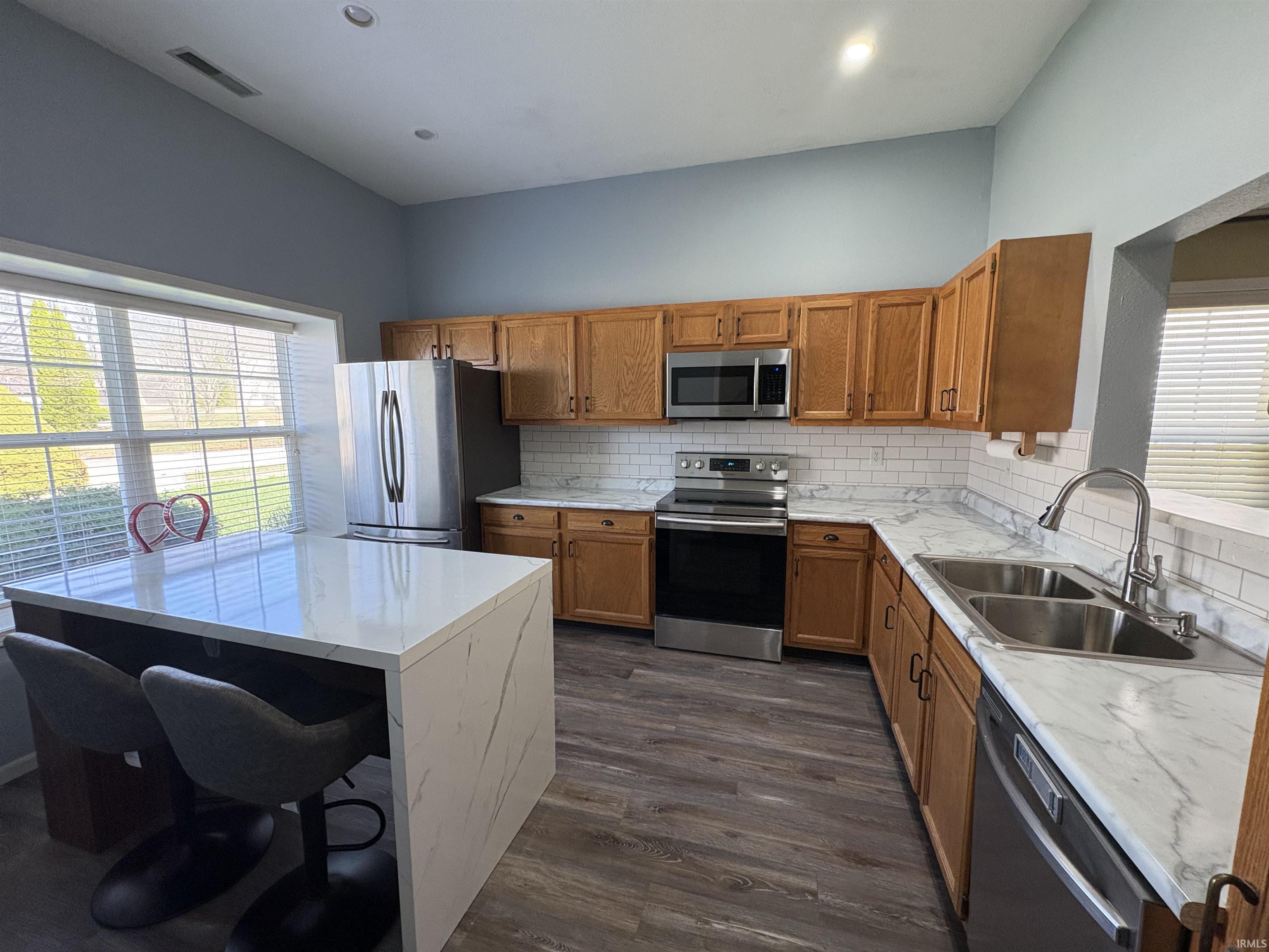 3901 South Bushmill Drive Bloomington, IN 47403 - Photo 4 of 23