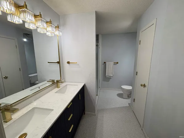 $399,900 | 3901 South Bushmill Drive, Bloomington, IN 47403