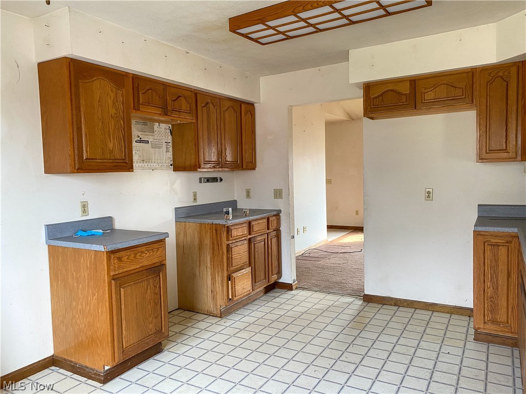 8459 Fee Road Orwell, OH 44076 - Photo 3 of 8