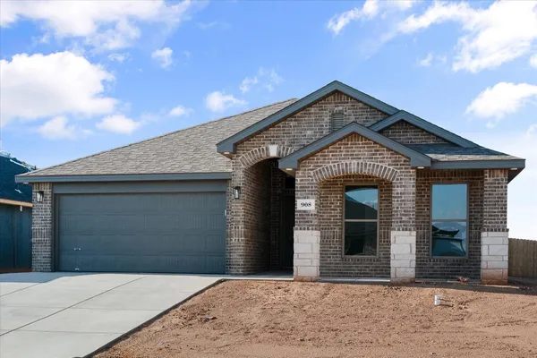 $303,000 | 908 East 34th Street, Wolfforth, TX 79382