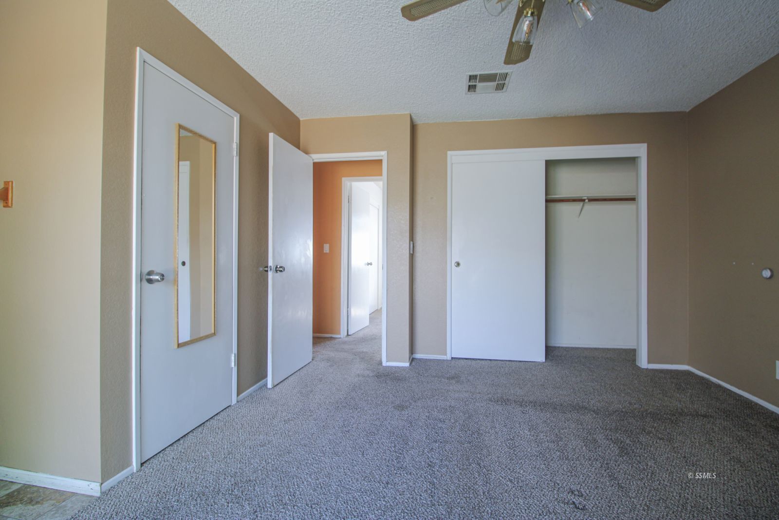 925 West Tamarisk Avenue Ridgecrest, CA 93555 - Photo 22 of 37