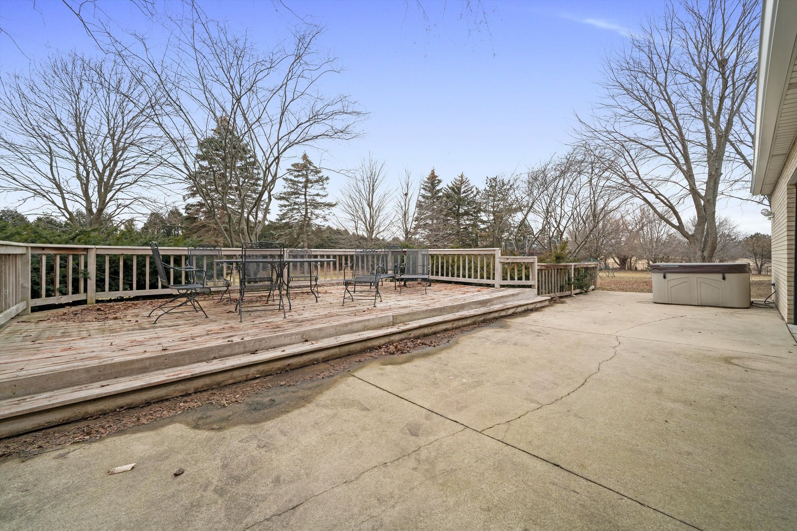 21204 South Pfeiffer Road Frankfort, IL 60423 - Photo 42 of 45 a view of backyard with large trees