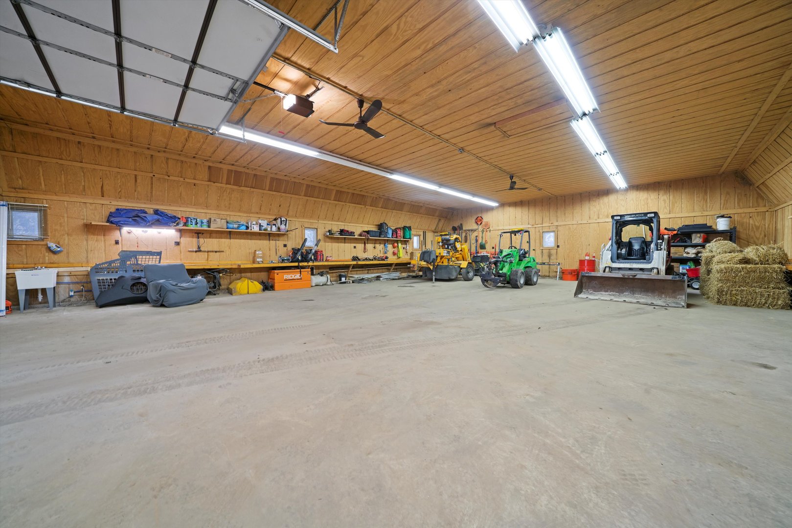 21204 South Pfeiffer Road Frankfort, IL 60423 - Photo 45 of 45 a view of car garage