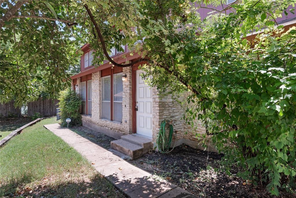 1407 Camp Craft Road, Unit C Austin, TX 78746 - Photo 2 of 10