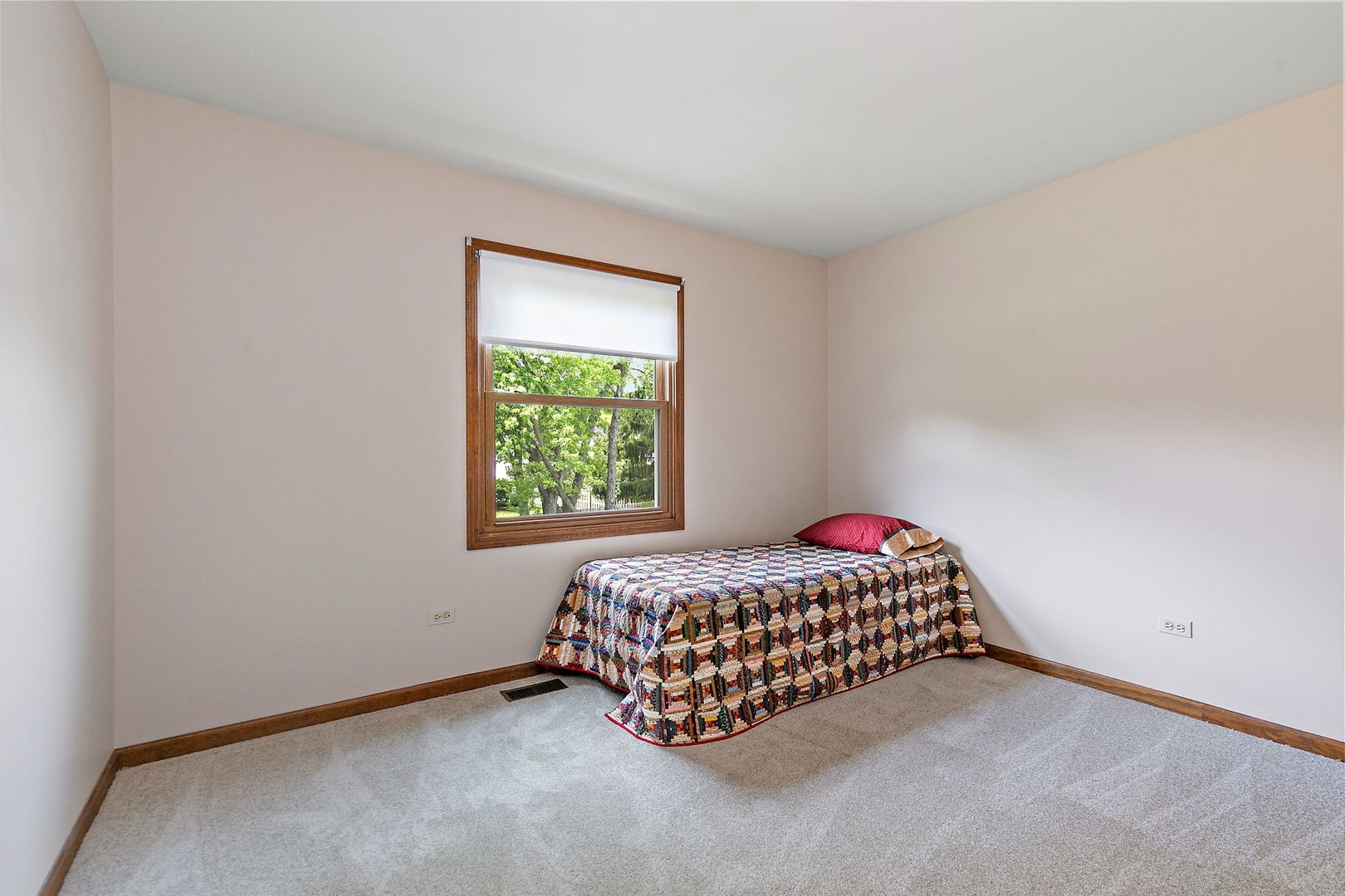 500 Essex Road Fox River Grove, IL 60021 - Photo 22 of 31