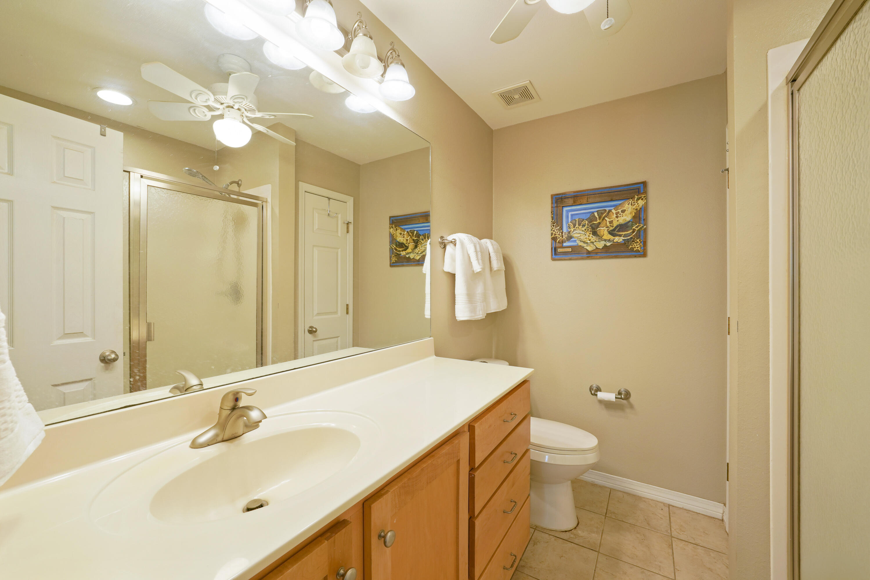 117 Will Street Freeport, FL 32439 - Photo 11 of 19 Primary Bathroom