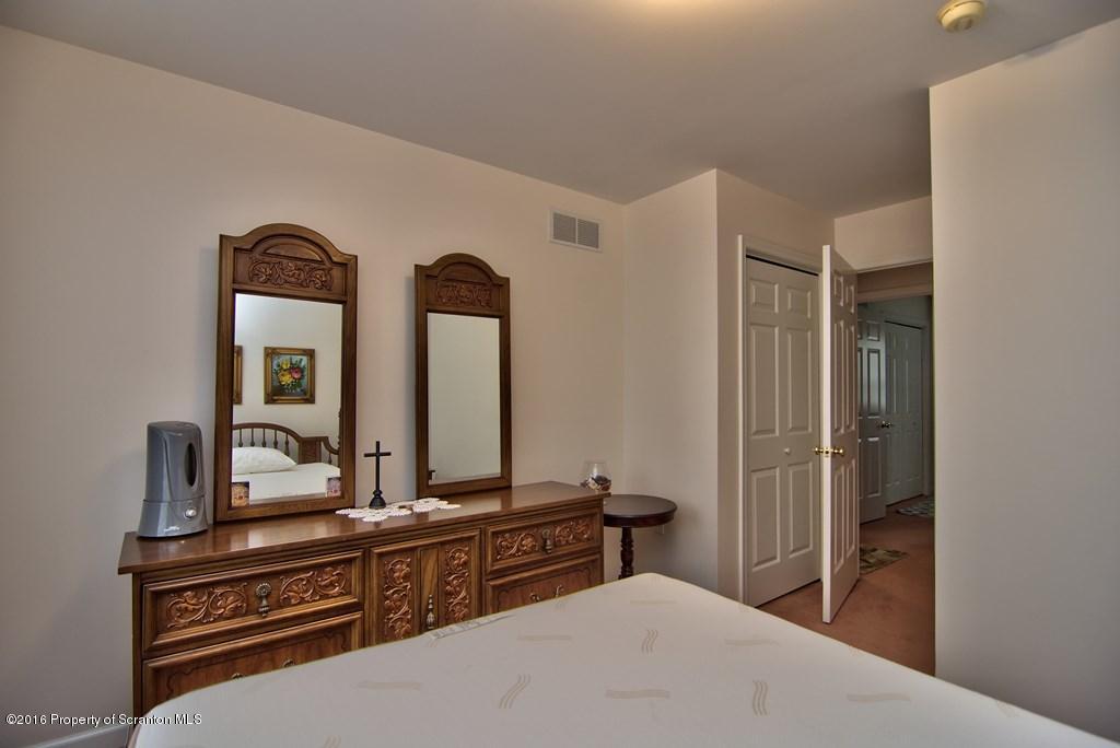 469 Edella Road Clarks Summit, PA 18411 - Photo 9 of 38 Gallery Image 9