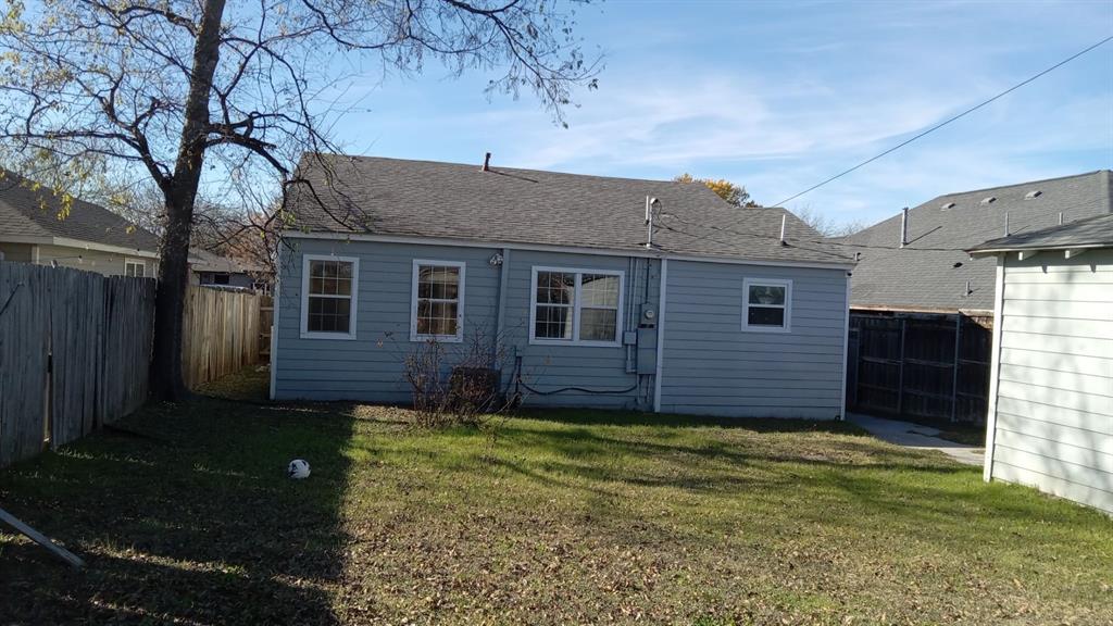 1510 Carson Street Dallas, TX 75216 - Photo 24 of 29 a view of a house with a yard