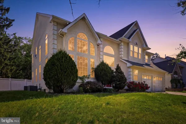 $615,000 | 5 Farmingham Drive, Sewell, NJ 08080