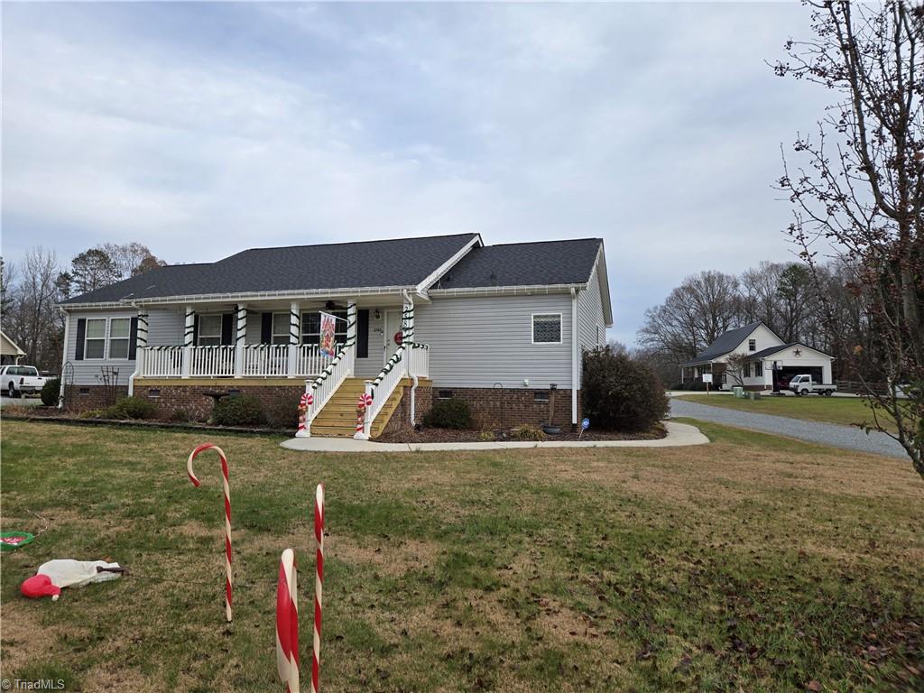 2584 Rowe Road Lexington, NC 27295 - Photo 2 of 39 Gallery Image 2