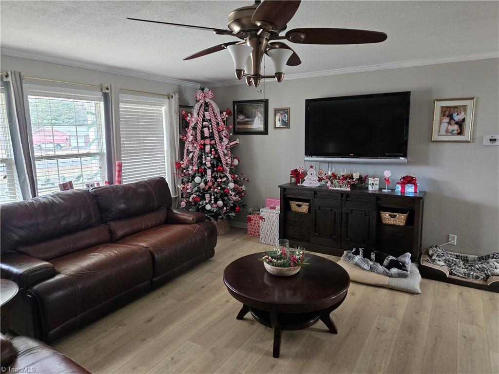 2584 Rowe Road Lexington, NC 27295 - Photo 3 of 39 Gallery Image 3