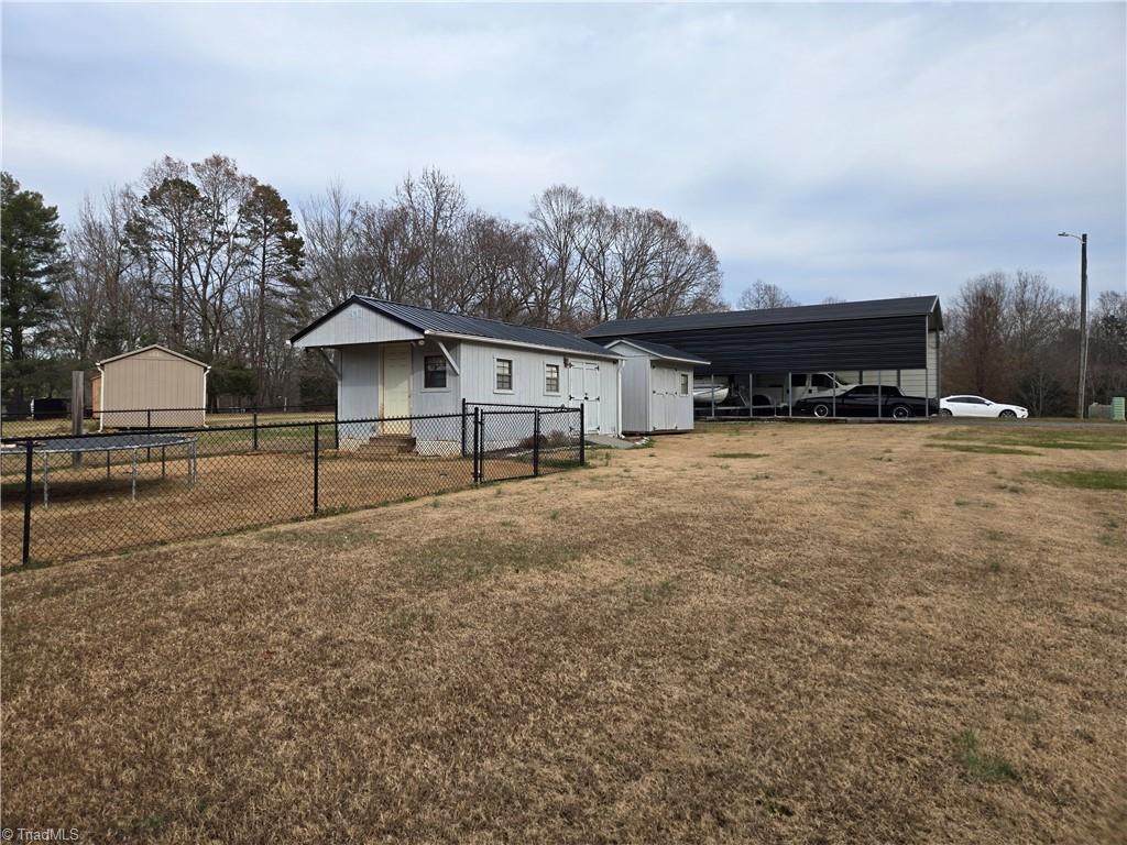 2584 Rowe Road Lexington, NC 27295 - Photo 35 of 39 Gallery Image 35