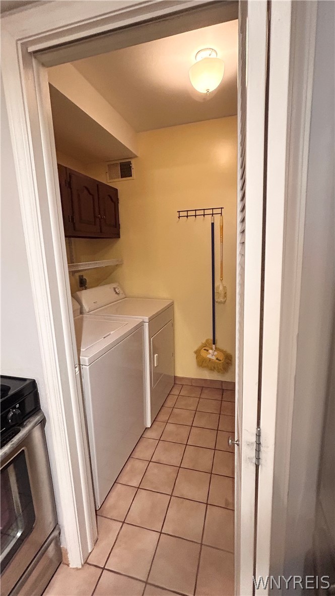 4547 Chestnut Ridge Road, Unit 219B Amherst, NY 14228 - Photo 29 of 36 Laundry