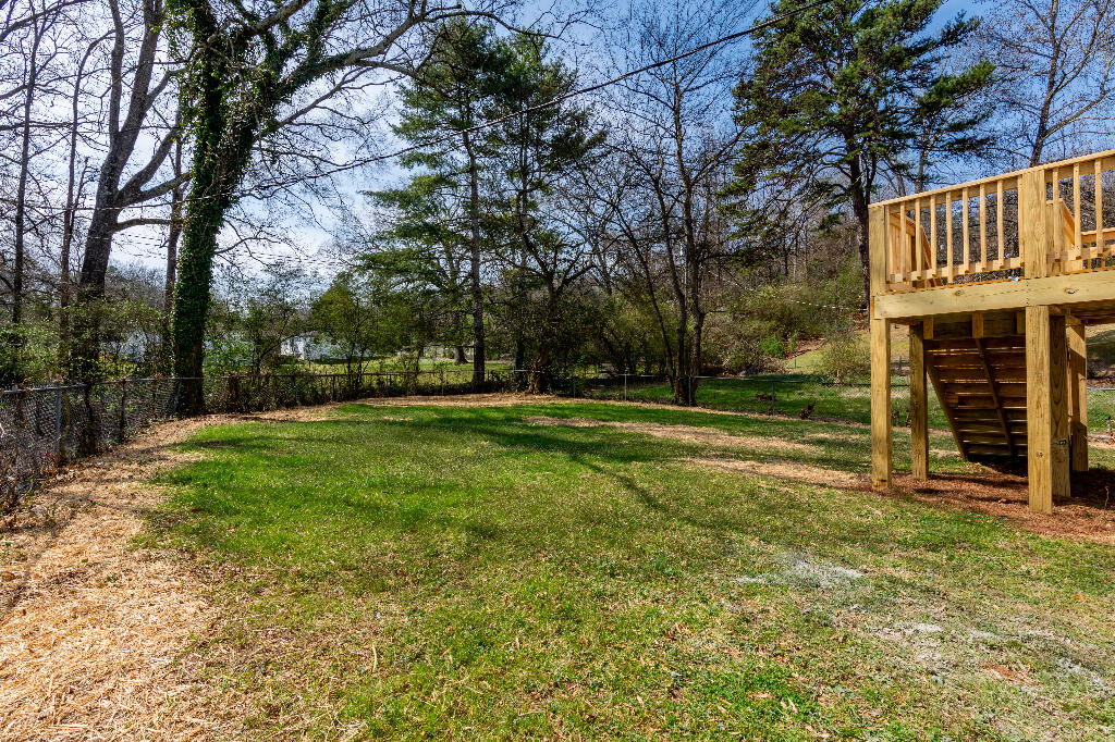 1422 Carousel Road Chattanooga, TN 37411 - Photo 41 of 41 40