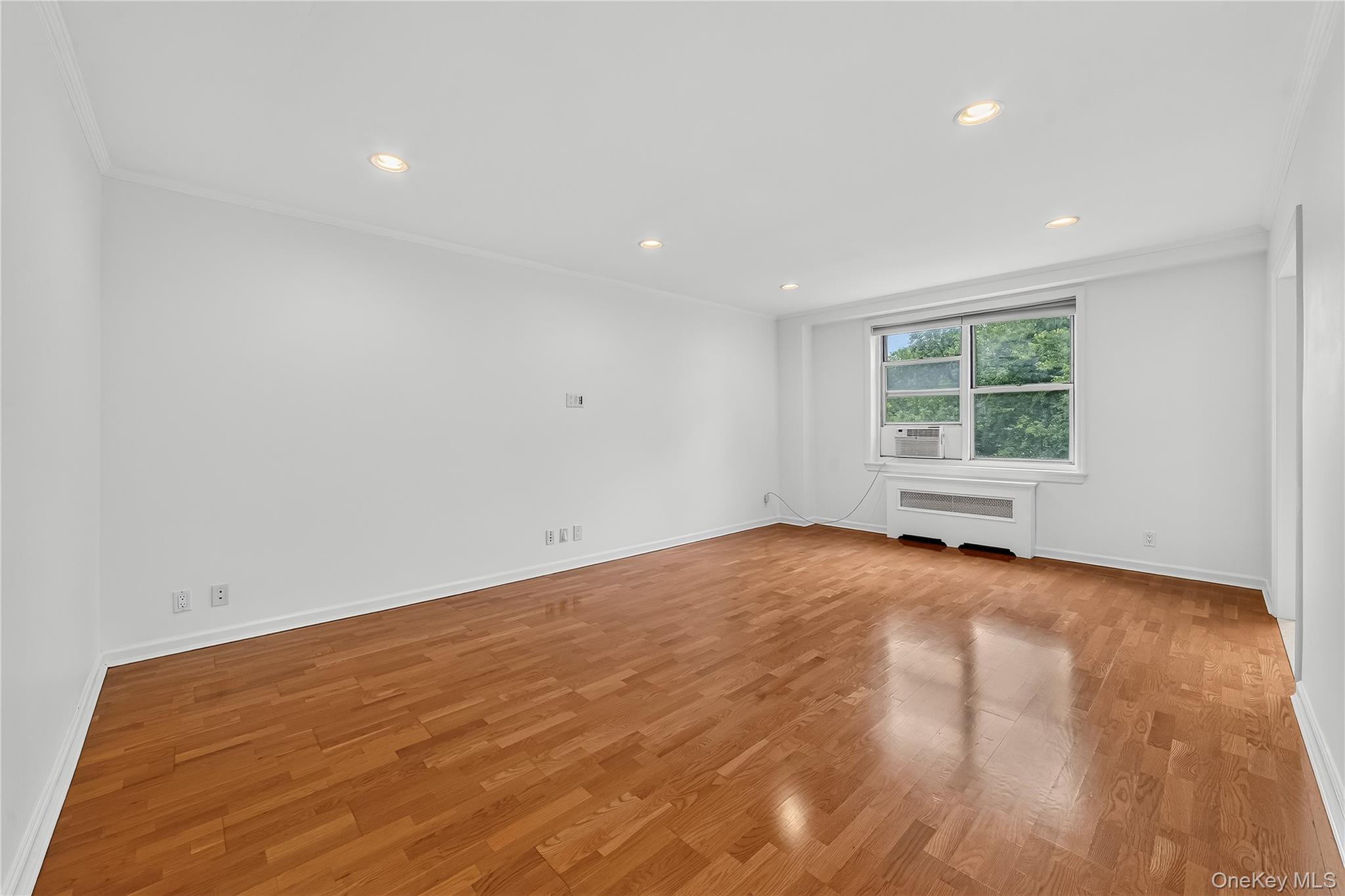 793 Palmer Road, Unit 2F Bronxville, NY 10708 - Photo 5 of 24