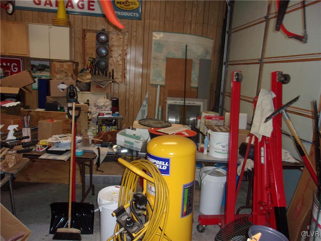 364 Long Lane Road Walnutport, PA 18088 - Photo 24 of 30 Gallery Image 24
