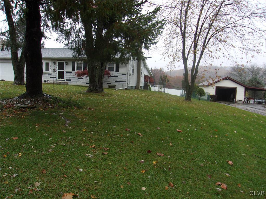 364 Long Lane Road Walnutport, PA 18088 - Photo 3 of 30 Gallery Image 3