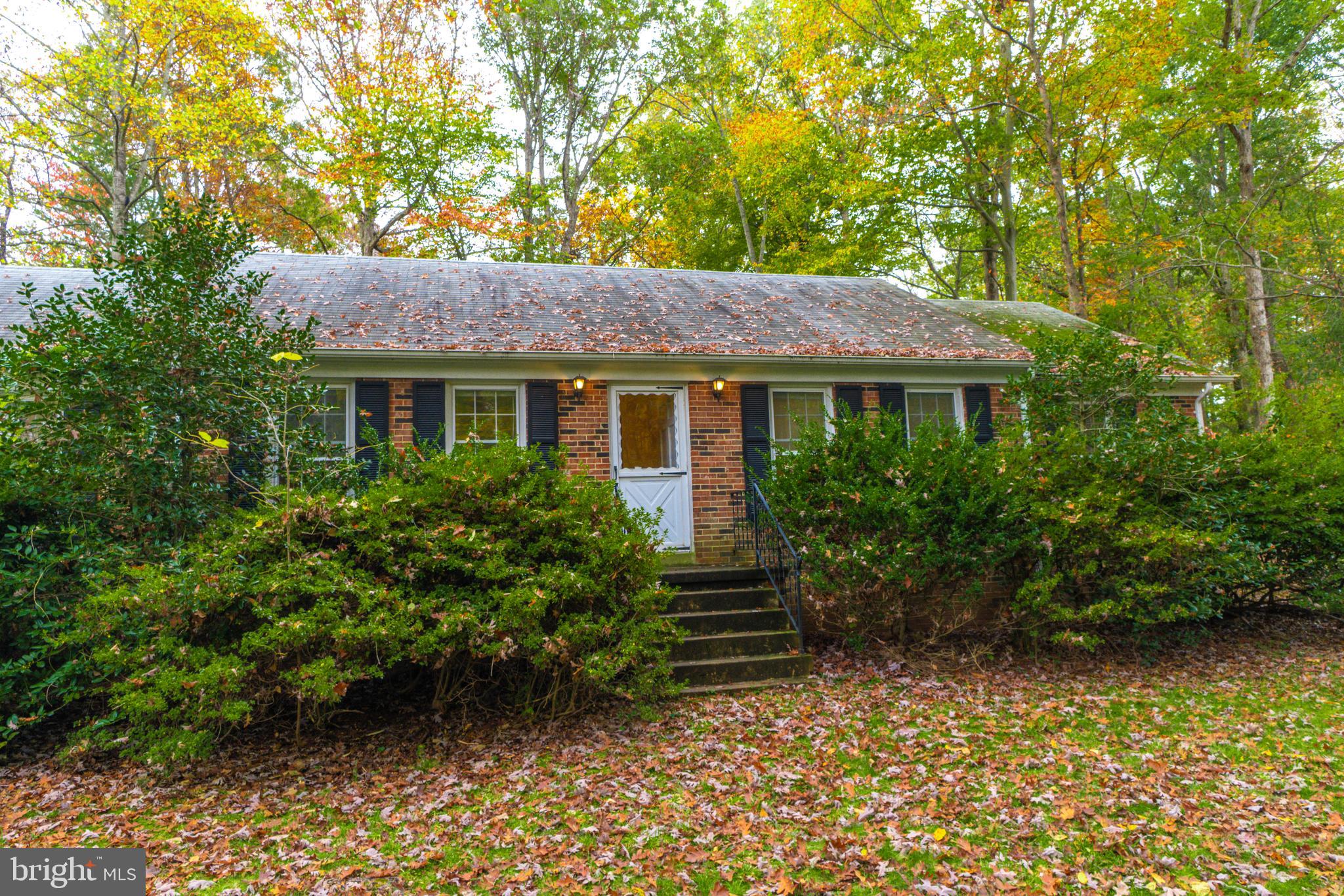 11619 Smithfield Road Manassas, VA 20112 - Photo 1 of 38 Gallery Image 1