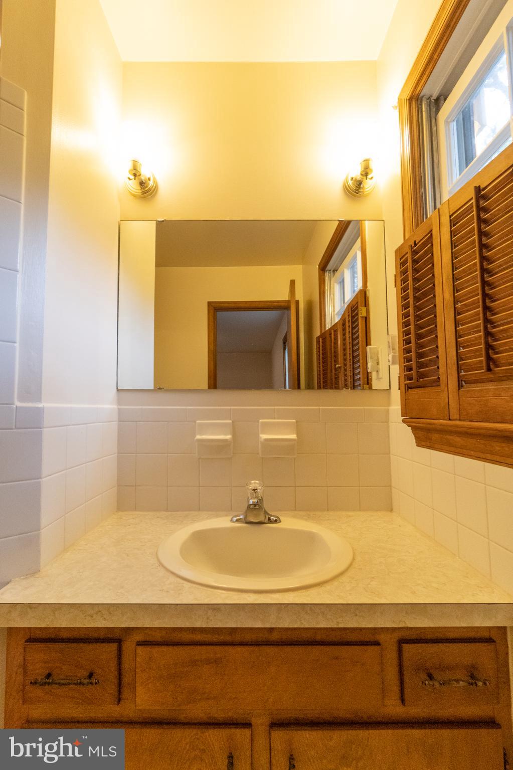 11619 Smithfield Road Manassas, VA 20112 - Photo 16 of 38 Gallery Image 16
