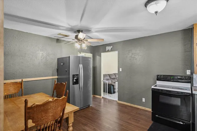 $165,000 | 189 South Pine Street, Van, TX 75790