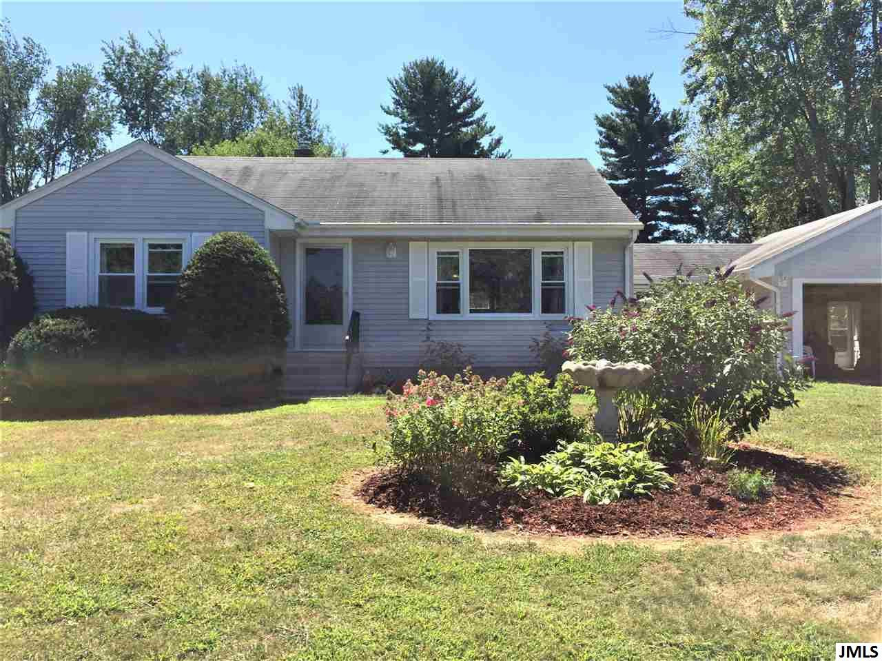 1333 Cunningham Road Jackson, MI 49201 - Photo 1 of 27 Photo 1