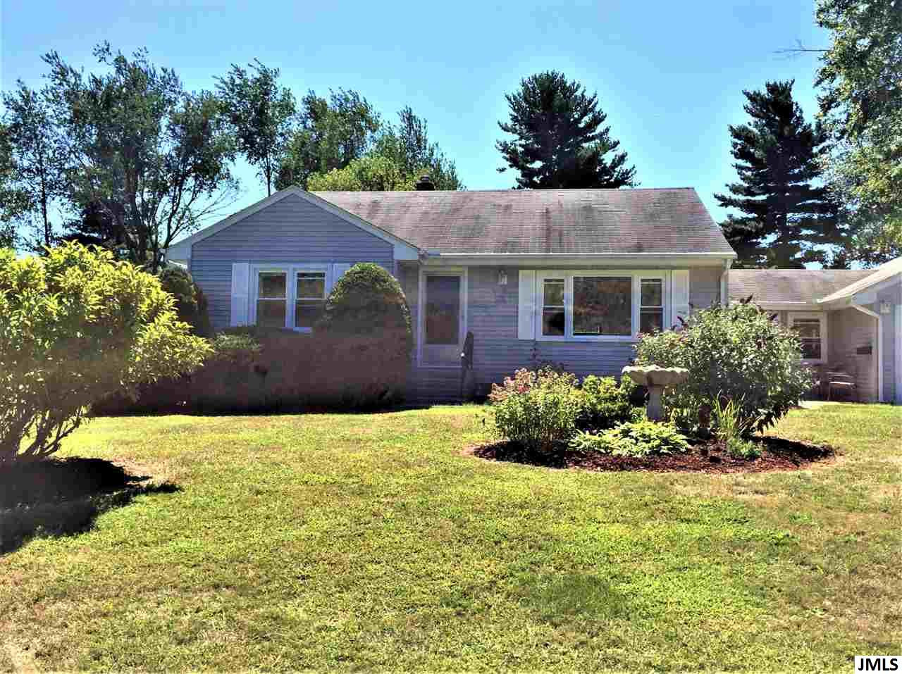 1333 Cunningham Road Jackson, MI 49201 - Photo 2 of 27 Photo 2