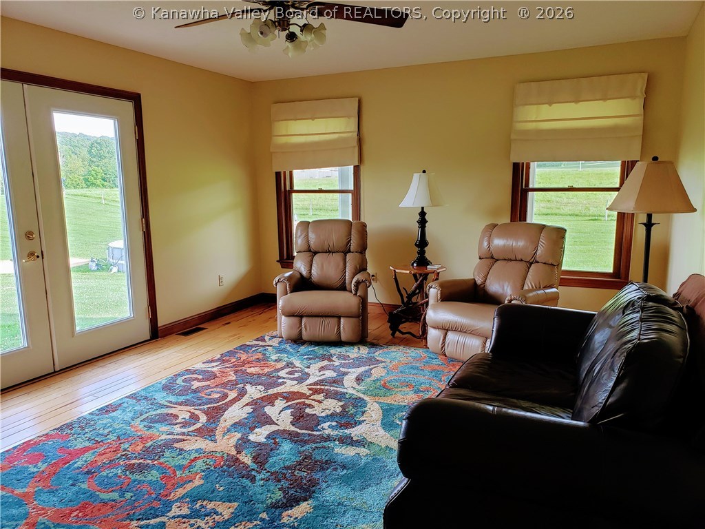 1682 Rayburn Road Point Pleasant, WV 25550 - Photo 11 of 29 Main Floor Family Room